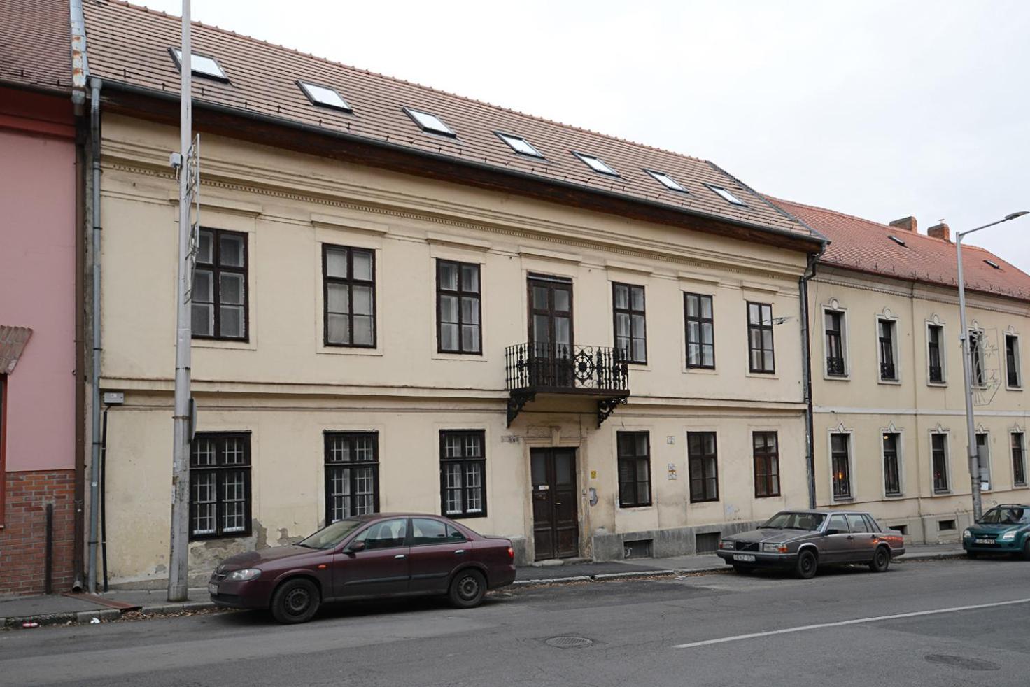 Centrum Apartman Beci Exterior foto
